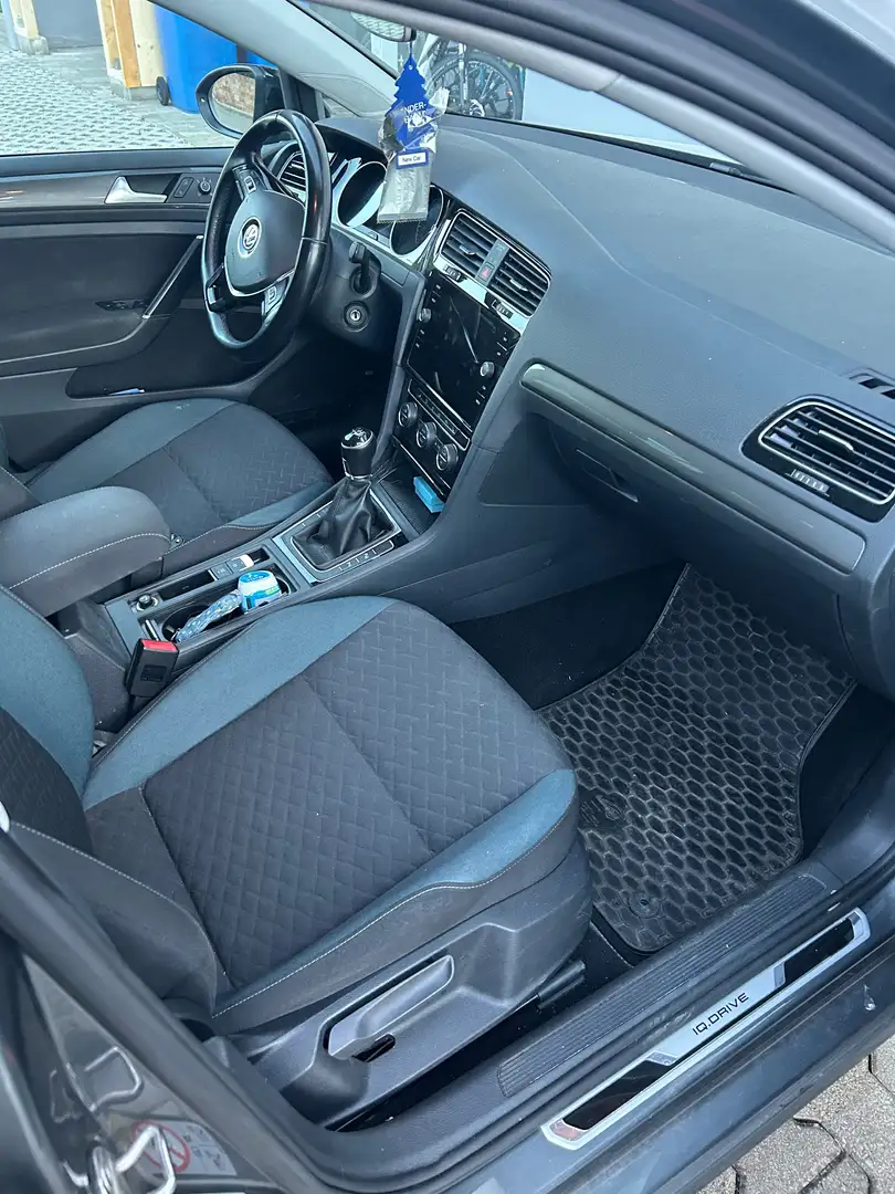 Volkswagen Golf Variant Golf VII Variant Diesel 1.6 TDI SCR IQ.DRIVE Grau - 2