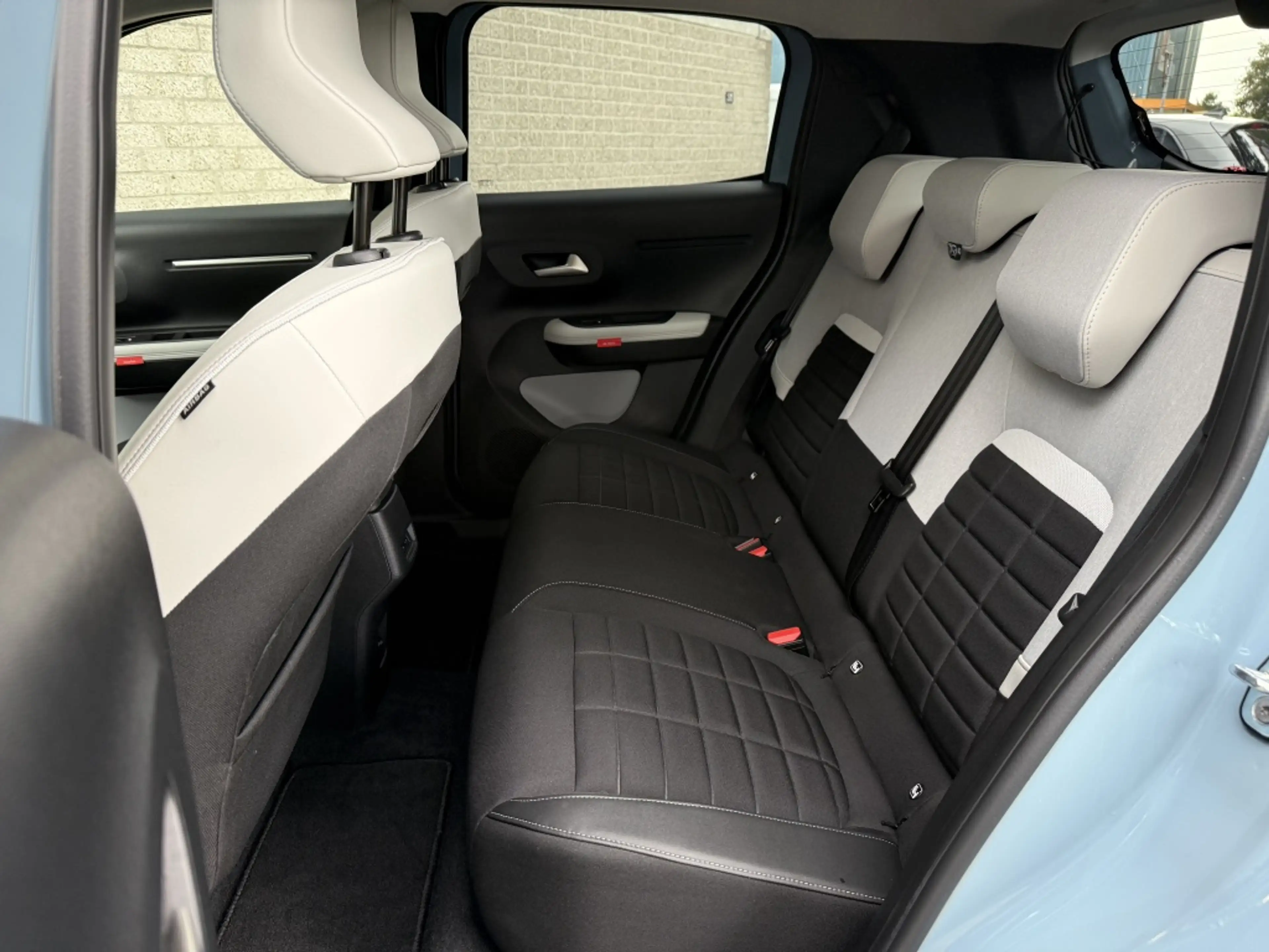 Citroen E-C3 Max 113pk 44 kWh 3 fase — photo 5