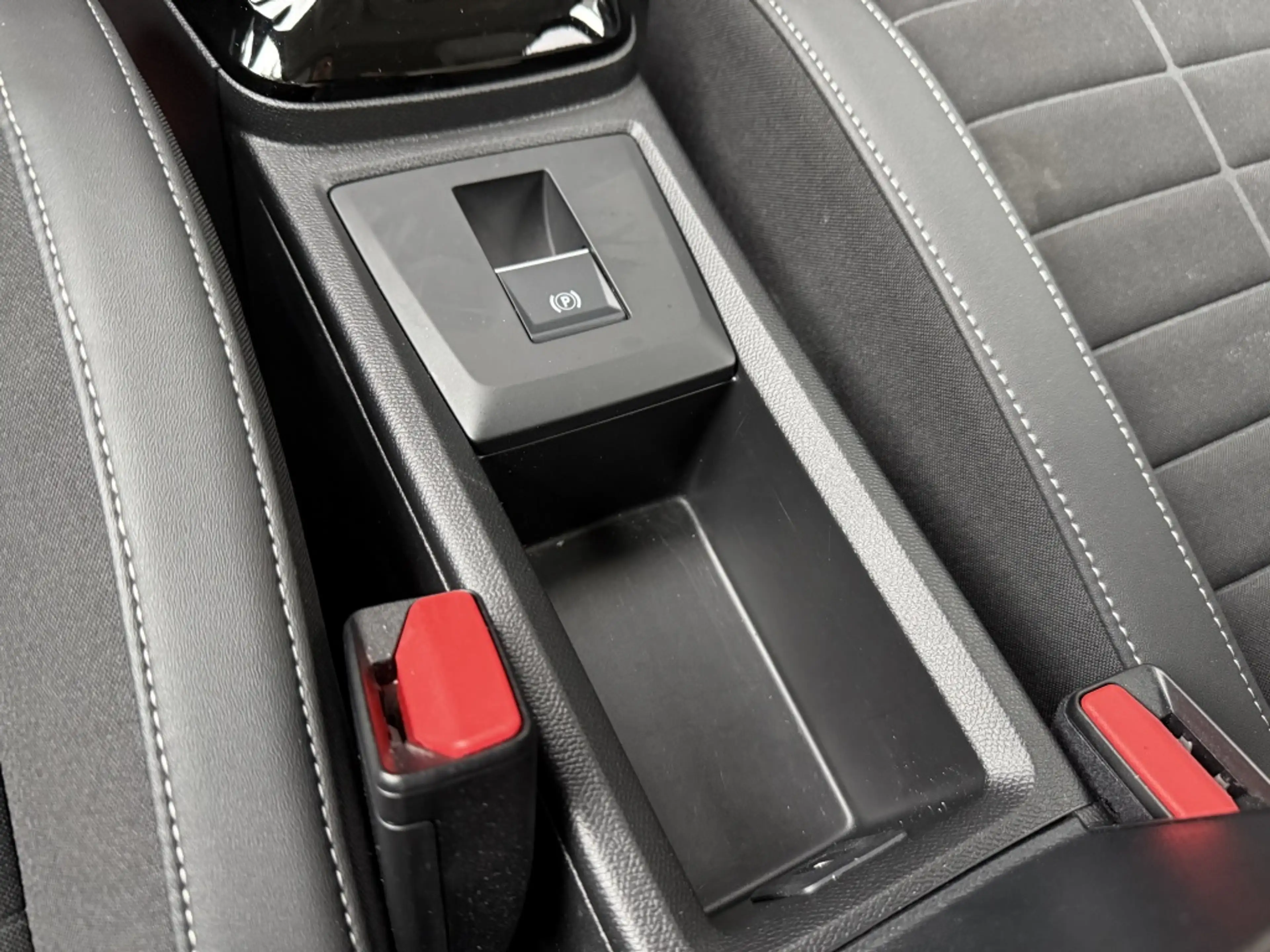 Citroen E-C3 Max 113pk 44 kWh 3 fase — photo 10