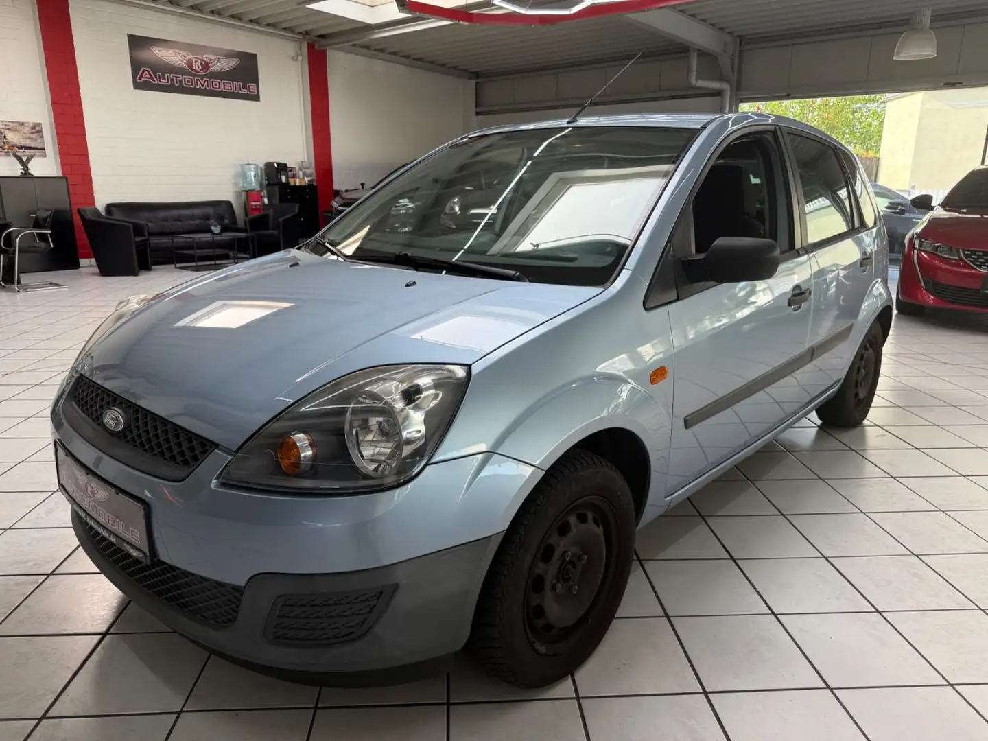 Ford Fiesta Ambiente 1.3 KLIMA ELEK.FENSTER Blauw - 1