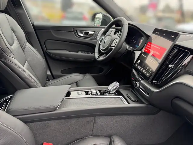 Volvo XC60 Black Edition Ultra, B5 AWD Mild Hybrid, Benzin Ansicht 21