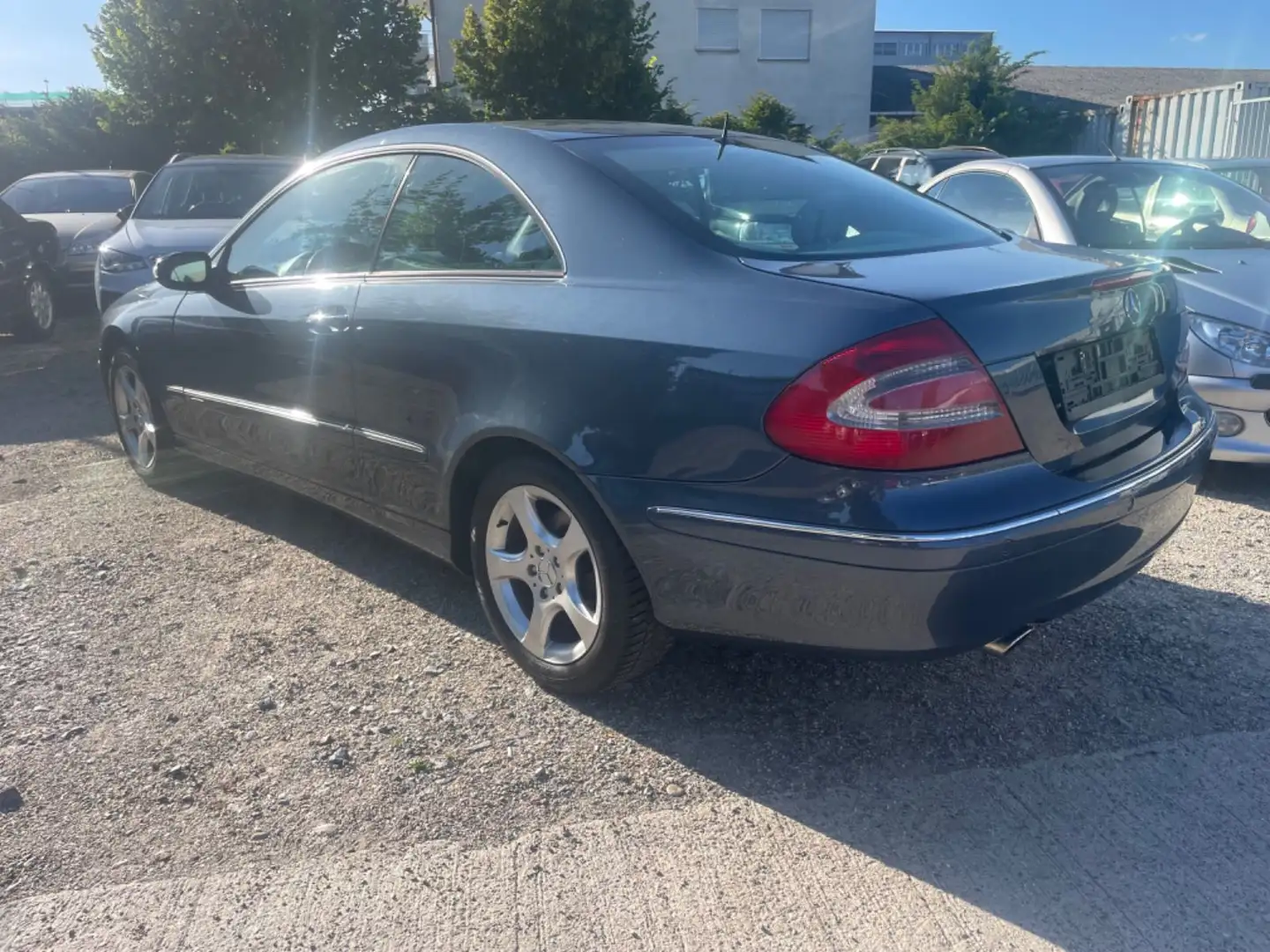 Mercedes-Benz CLK 240 240 CLK Coupe AUTOMATIK LEDER TÜV NEU !!! Gris - 2