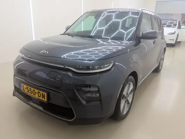 Kia Soul e-Soul DynamicPlusLine 64 kWh | Navigatie | Parkee