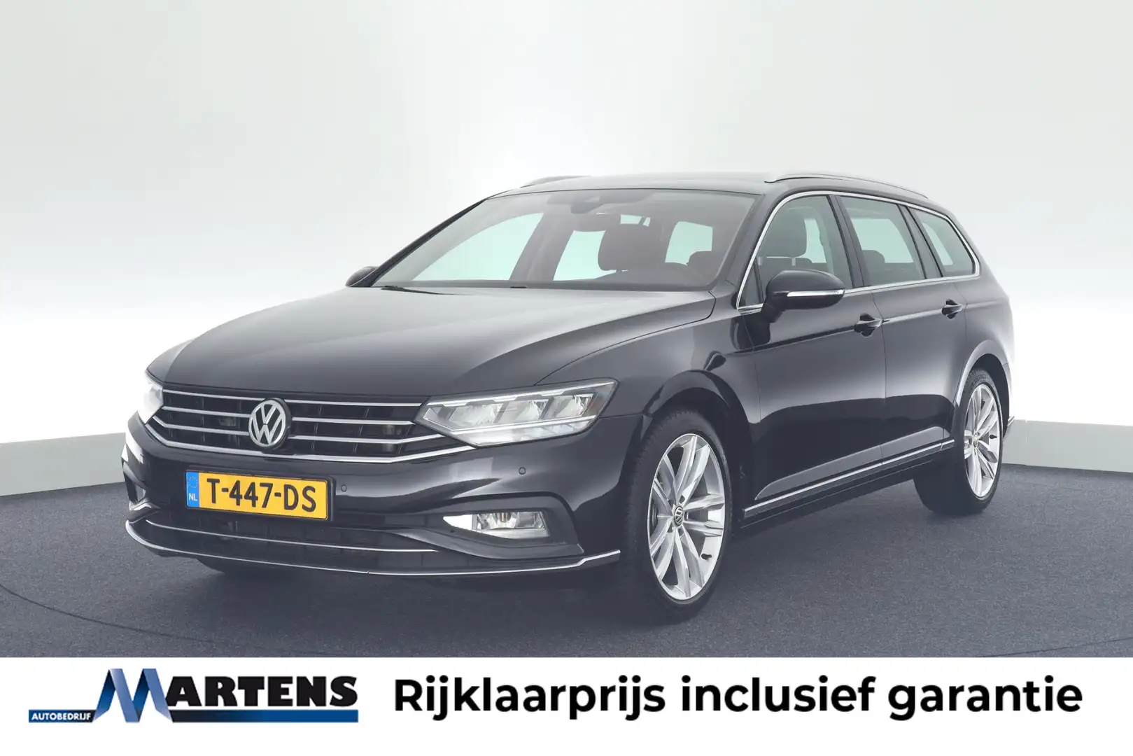 Volkswagen Passat Variant 1.5 TSI 150pk DSG Business Camera Stoelverwarming Zwart - 1
