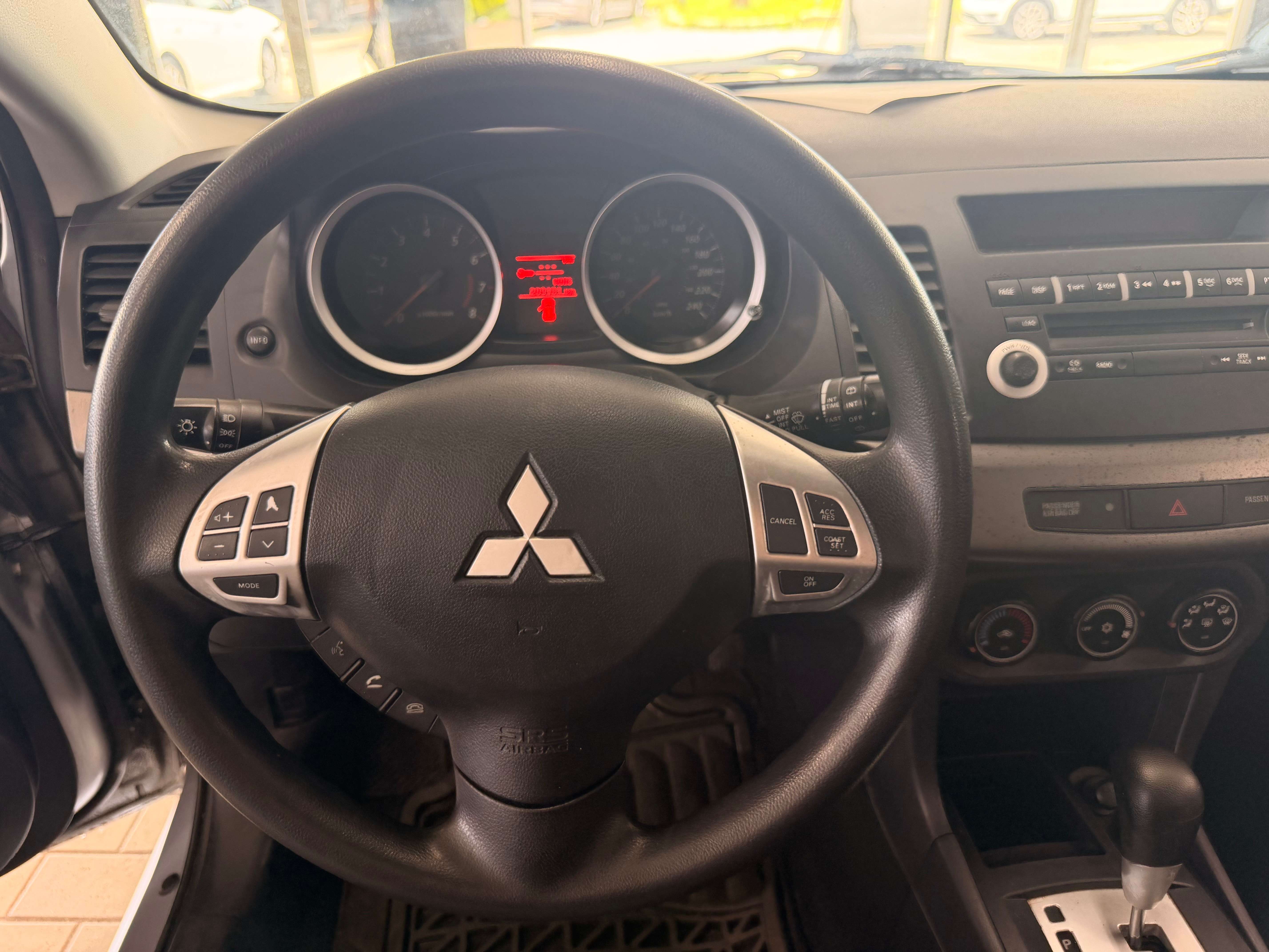 2013 Mitsubishi Lancer Sportback SE - Image 13