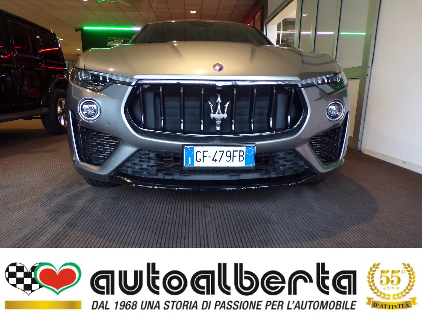 Maserati Levante Gran Sport 3.0 V6 350cv auto Grijs - 2