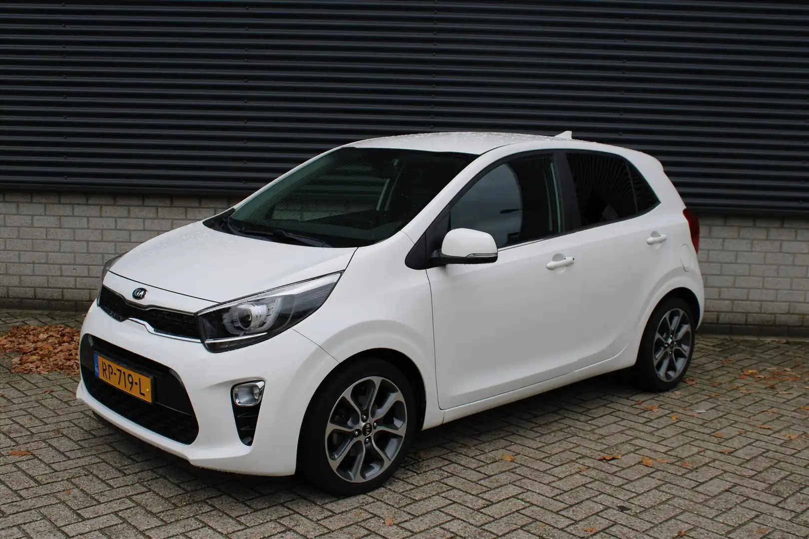 Kia Picanto 1.0 MPi 67pk 4-zits Design Edition | Navigatie | L Wit - 2