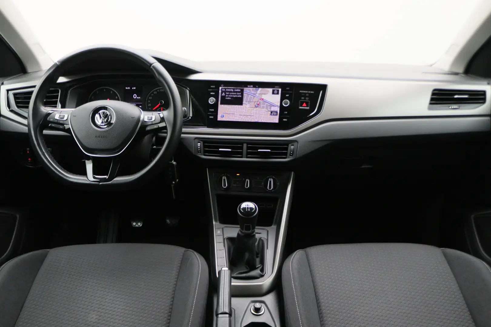 Volkswagen Polo 1.0 TSI Comfortline Airco, ACC, Apple Carplay, Nav Zwart - 2