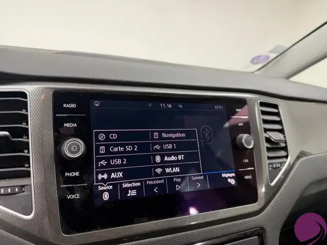 Volkswagen Golf view 13