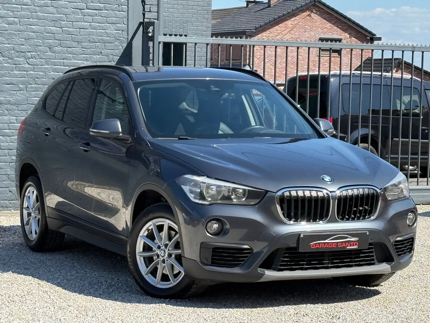 BMW X1 2.0 d sDrive18 /Navi/Cuir/Led/Pdc/Tva/Garantie/ Grey - 2