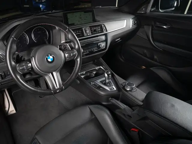 BMW M2 view 10