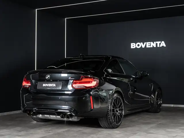 BMW M2 view 8