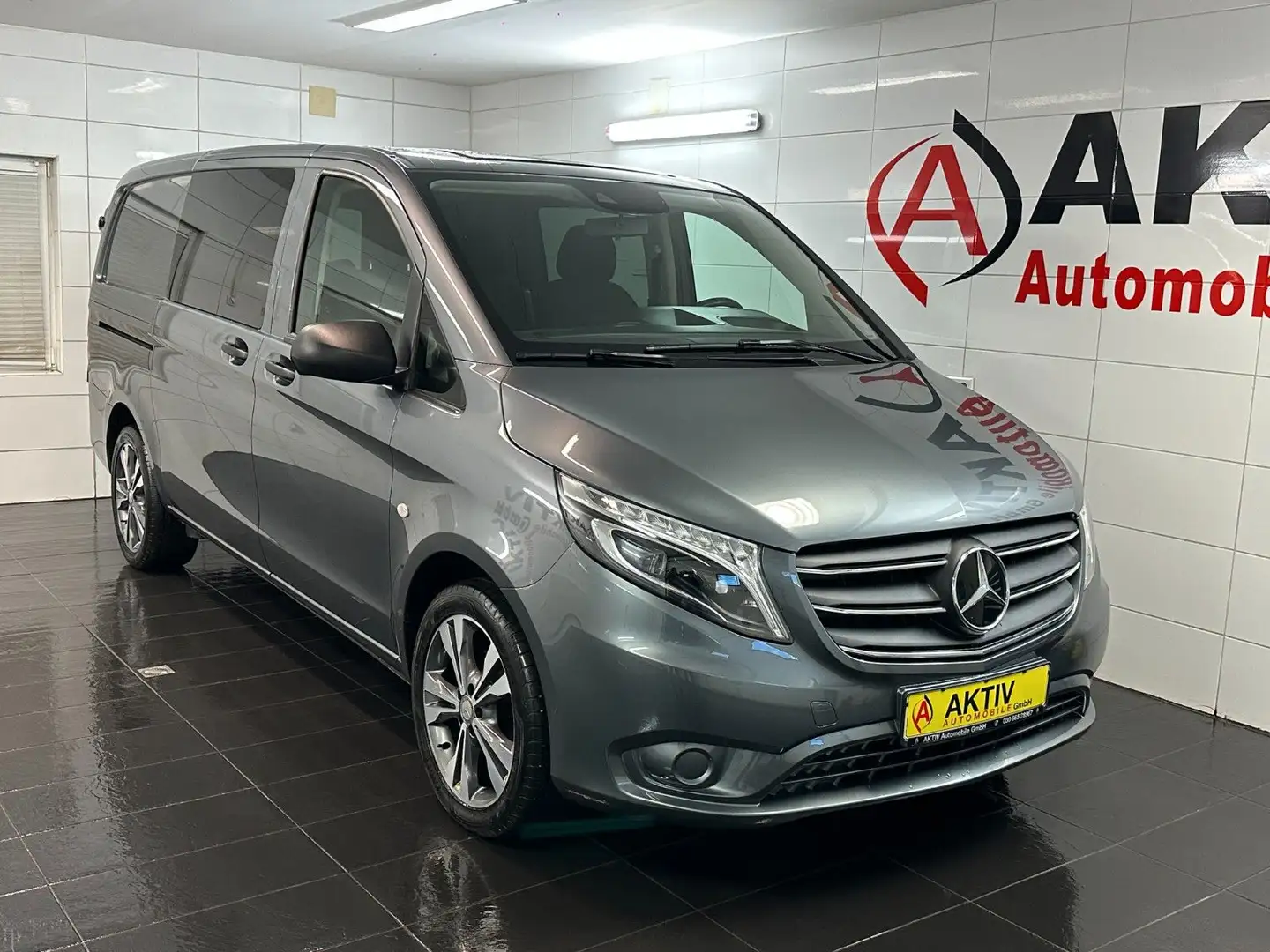 Mercedes-Benz Vito 116 Mixto CDI lang *5 Sitze*erst 33 Tkm*LED Gris - 1