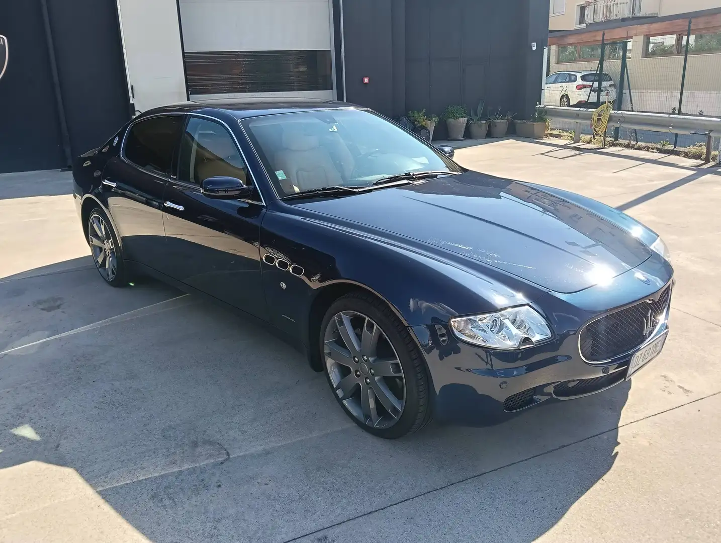 Maserati Quattroporte Sport GT duoselect Blau - 2