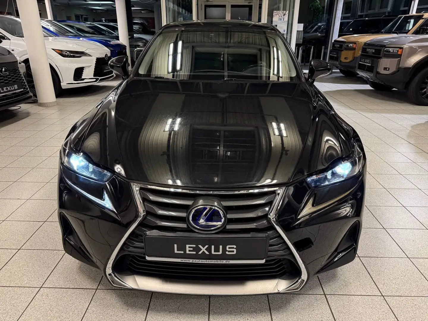 Lexus IS 300 H - LED - KAMERA - SITZH. - ALU - 7.890,- Schwarz - 2