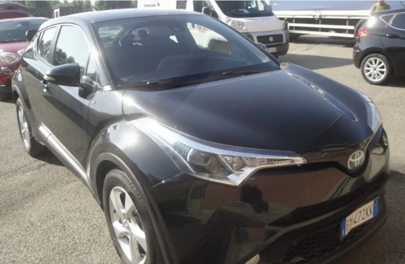 Toyota C-HR 1.8h Business 2wd e-cvt Nero - 1