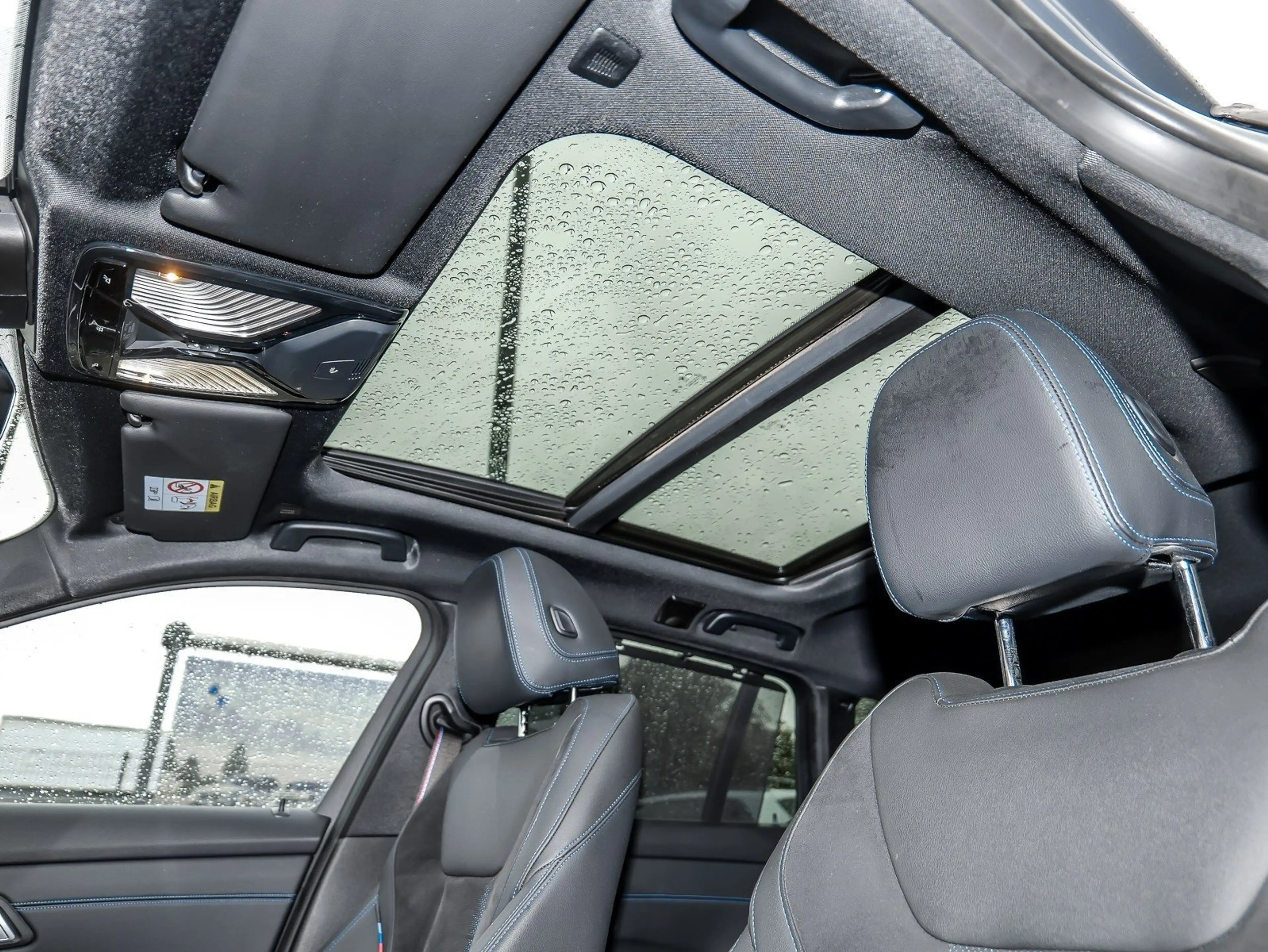 BMW 330 i xDrive Touring M Sport Pro PANO ACC PA+ AHK HuD — photo 12