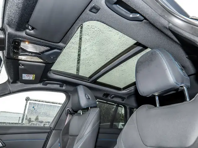BMW I view 12