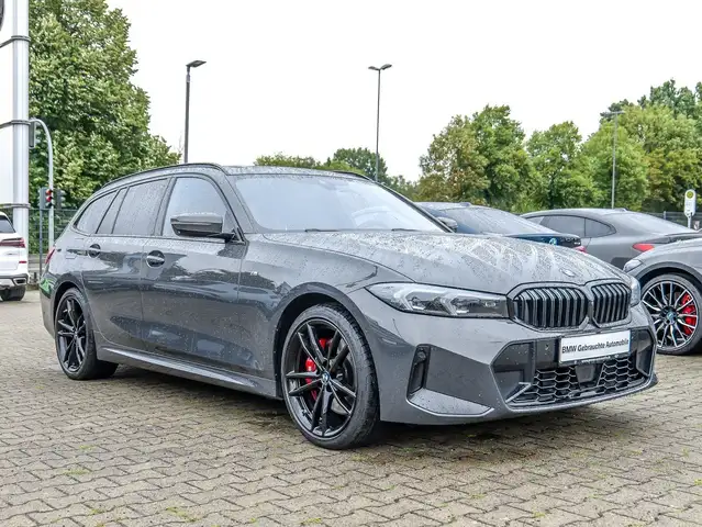 BMW 3 Series view 6