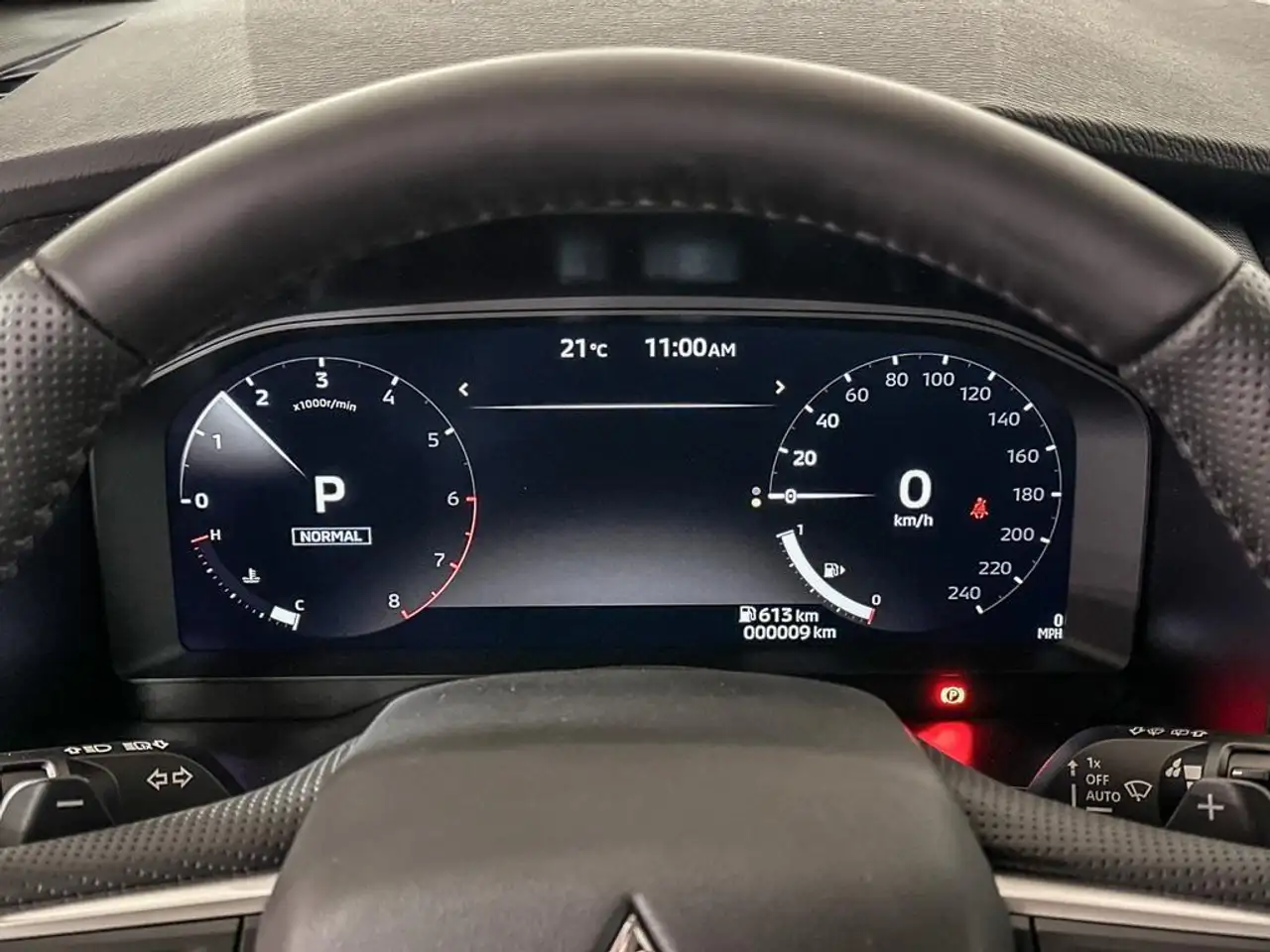 Mitsubishi Outlander снимка Mitsubishi Outlander