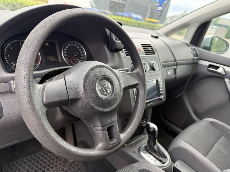 Volkswagen Touran Trendline*1HAND* — photo 8
