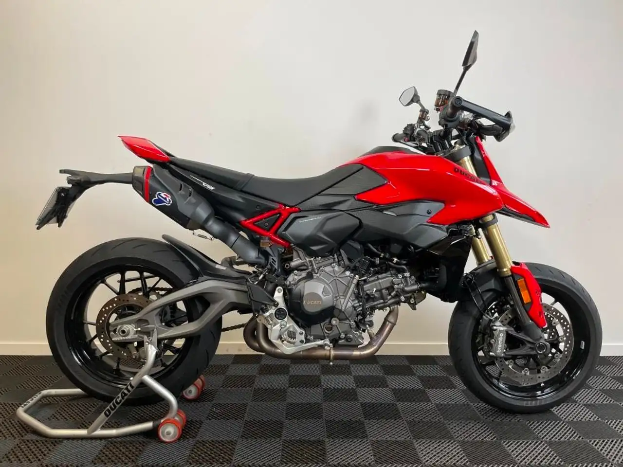 Ducati Hypermotard 950