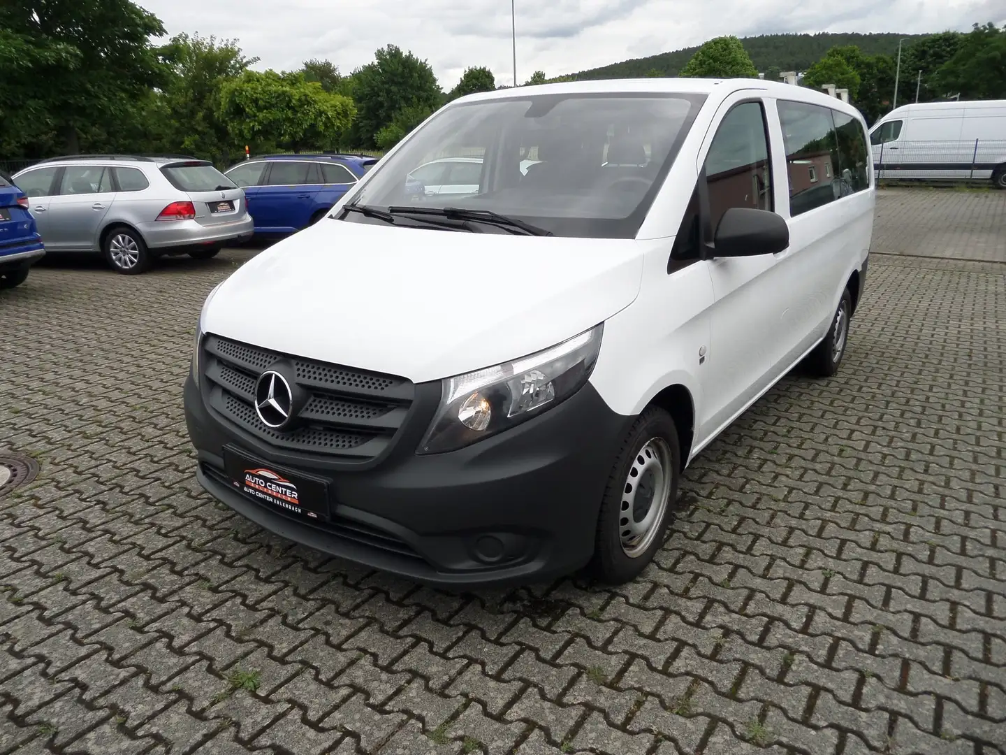 Mercedes-Benz Vito 111 cdi Tourer Pro LANG+1.Hd+Klima+Standhzg+8-Sitz Blanco - 1