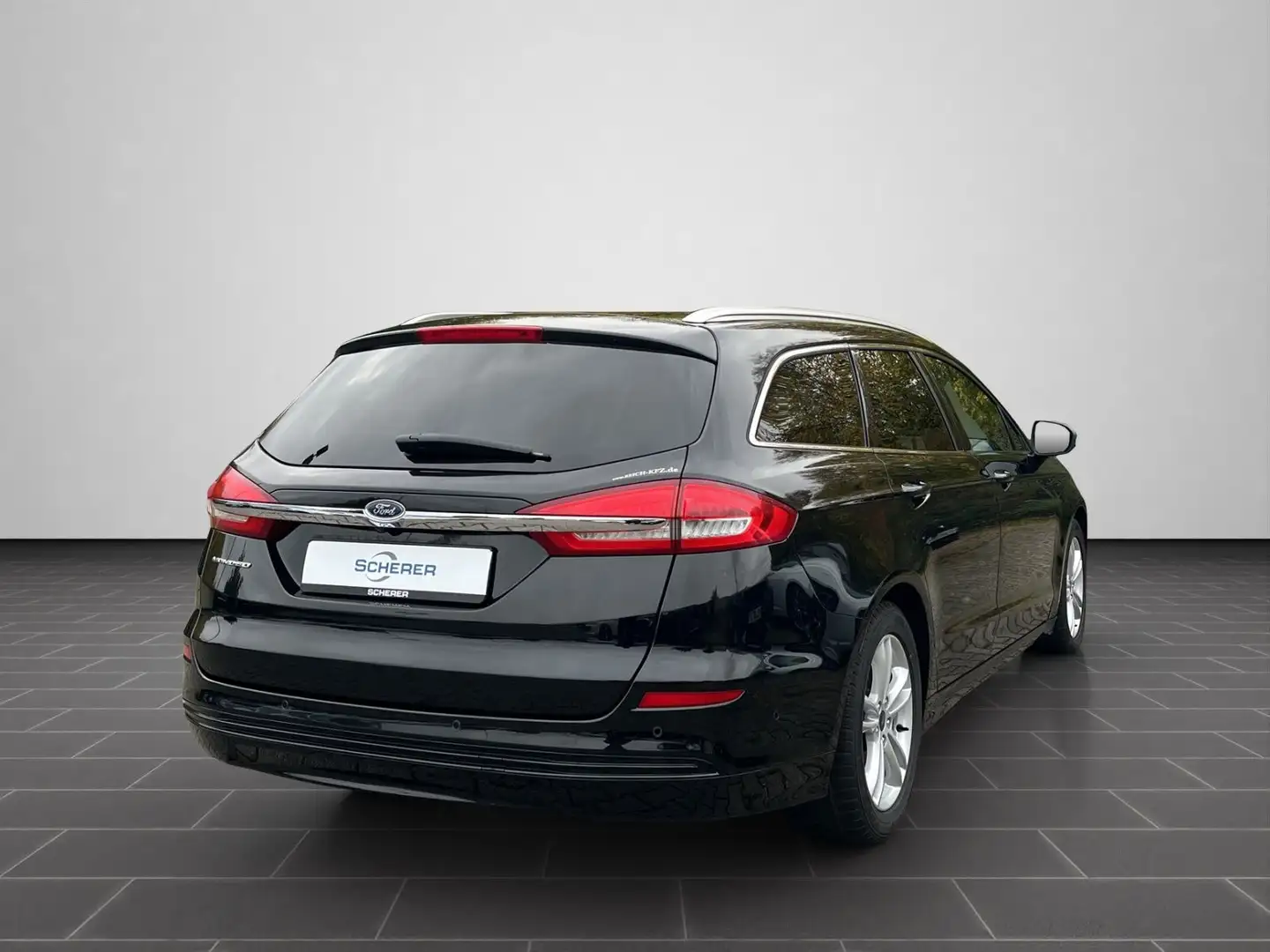 Ford Mondeo 2.0 EcoBlue Titanium S/S Schwarz - 2
