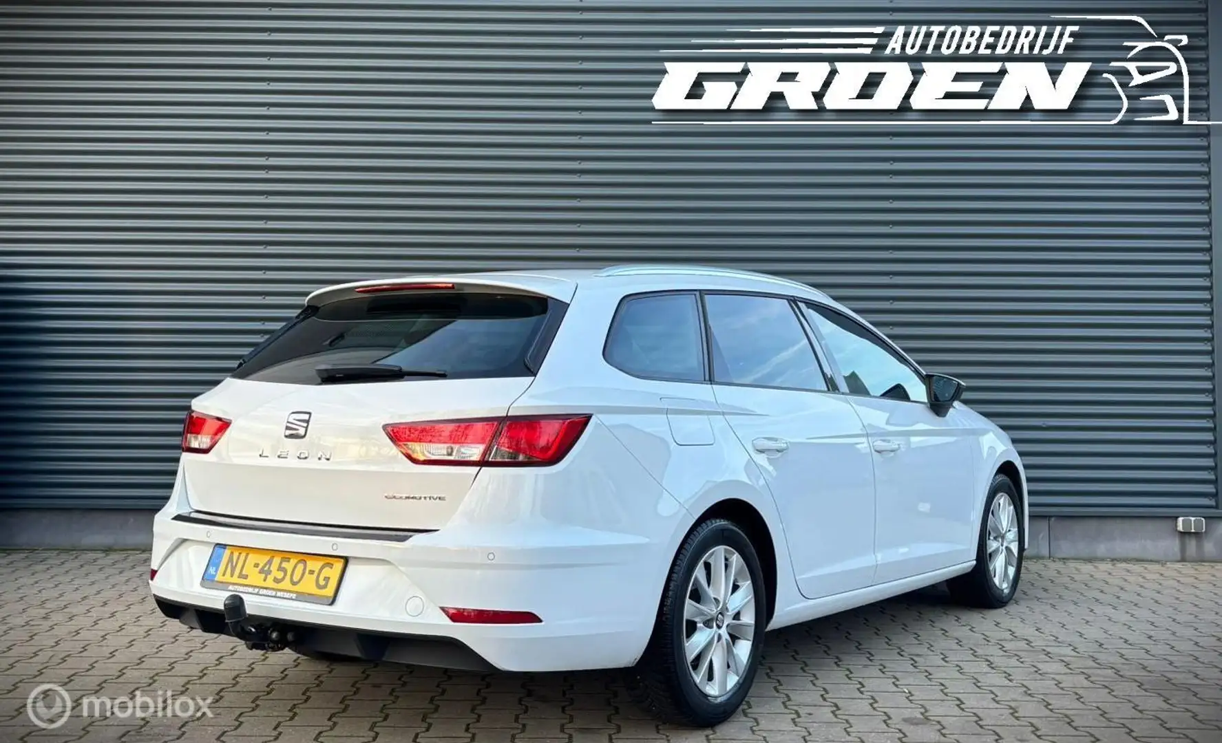 SEAT Leon ST 1.0 EcoTSI Business NAP|APPLECARPL|TREKHAAK Weiß - 2