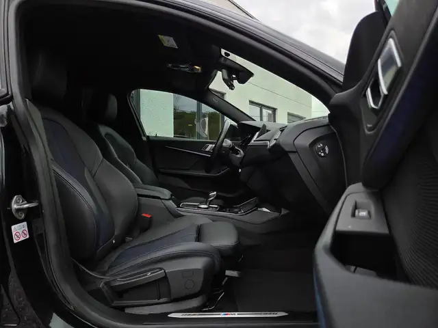 BMW 2 Series view 8