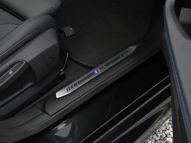 BMW 2 Series view 11