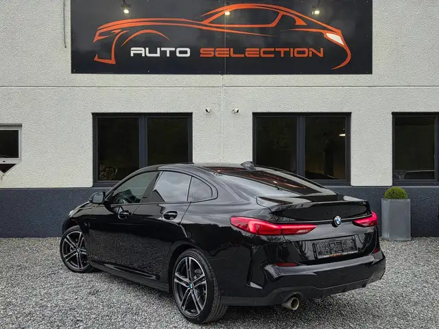 BMW 2 Series view 2