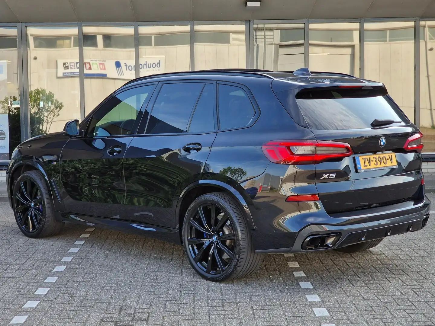 BMW X5 XDrive30d High Executive M-Pakket Schwarz - 2