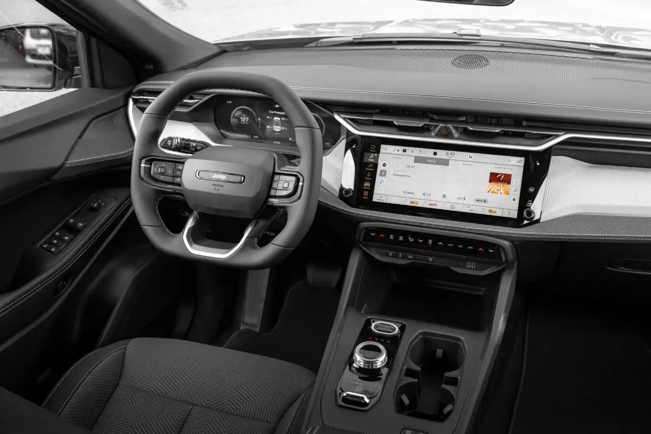 Jeep Cherokee снимка Jeep Cherokee
