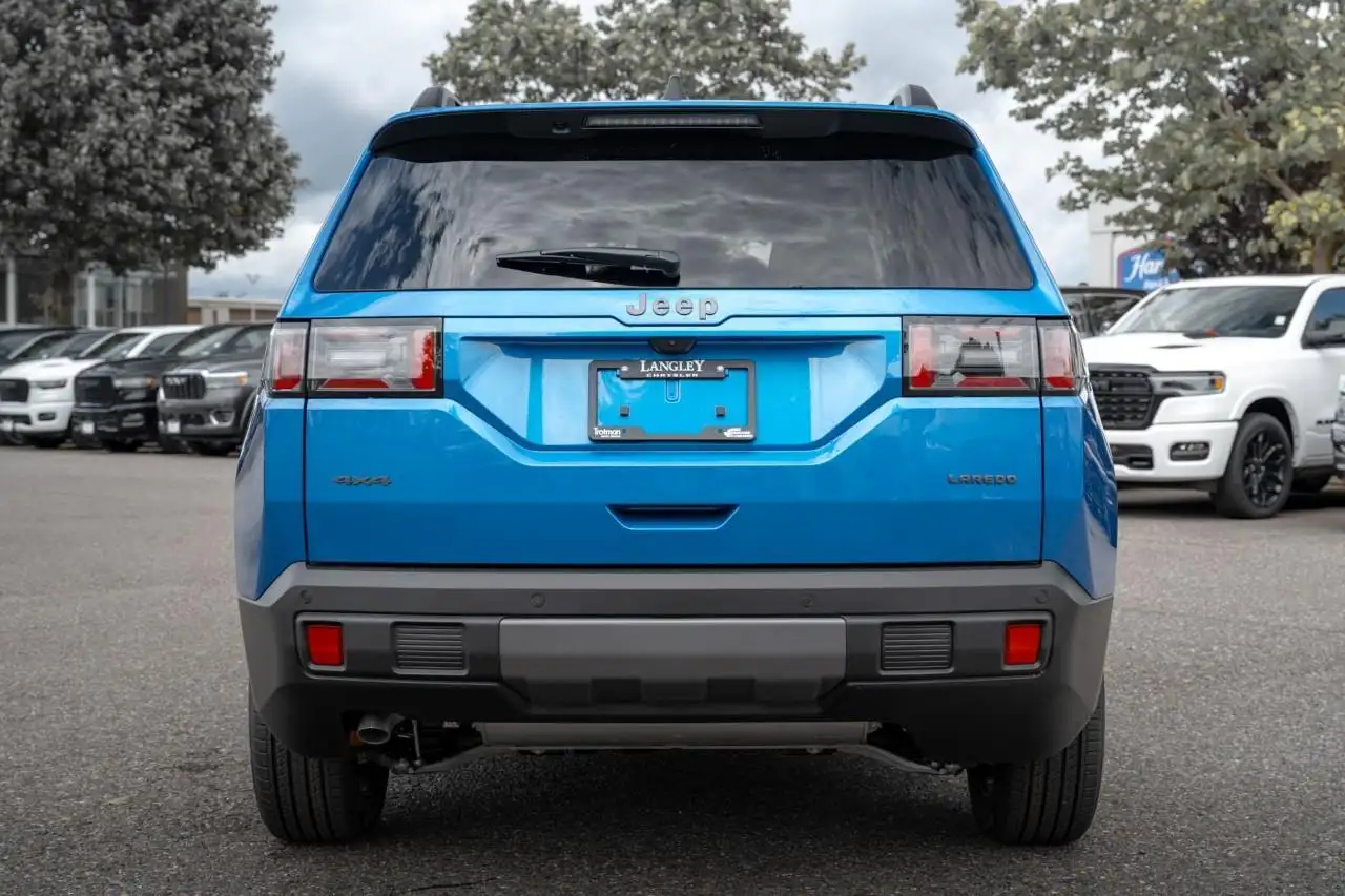 Jeep Cherokee снимка Jeep Cherokee