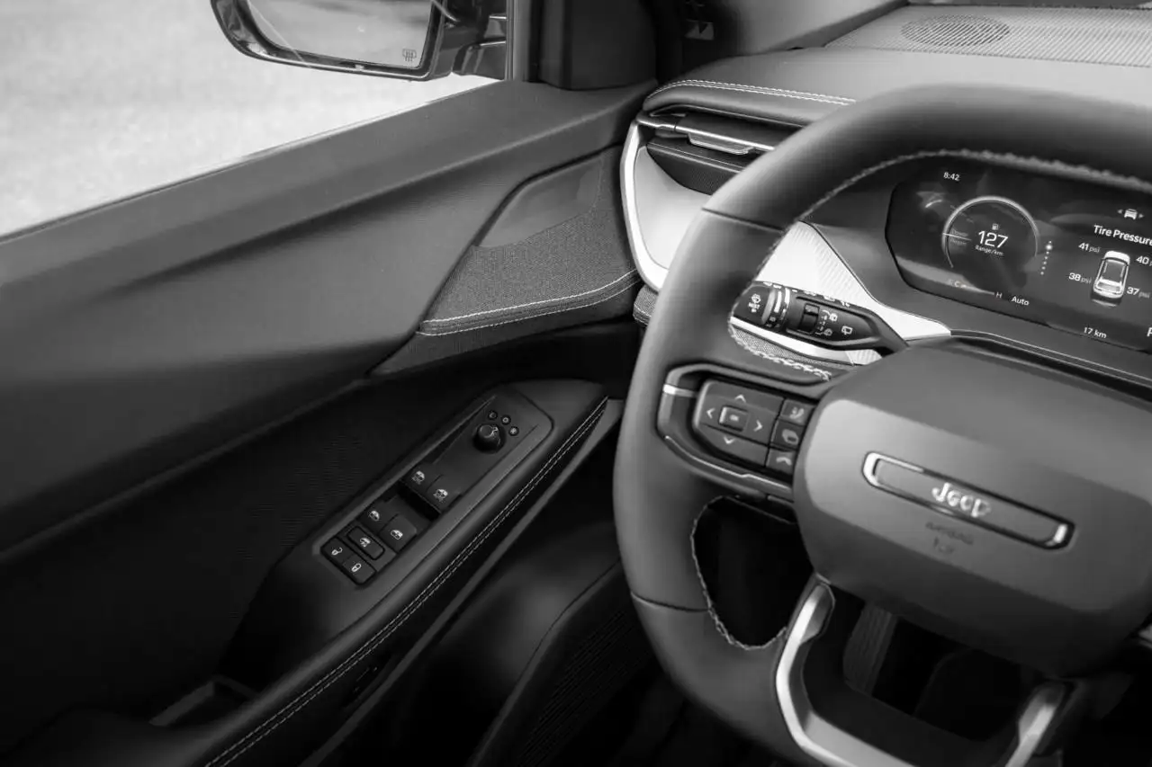 Jeep Cherokee снимка Jeep Cherokee