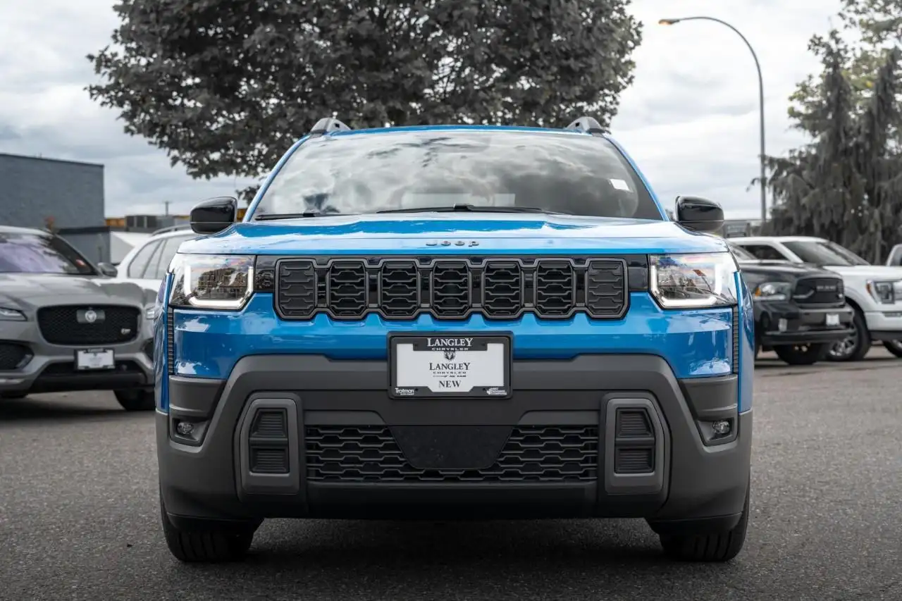 Jeep Cherokee снимка Jeep Cherokee