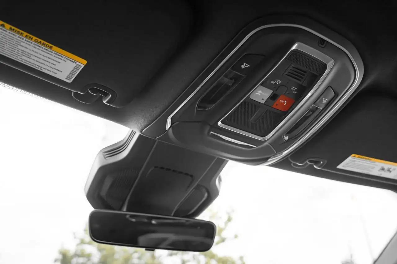 Jeep Cherokee снимка Jeep Cherokee