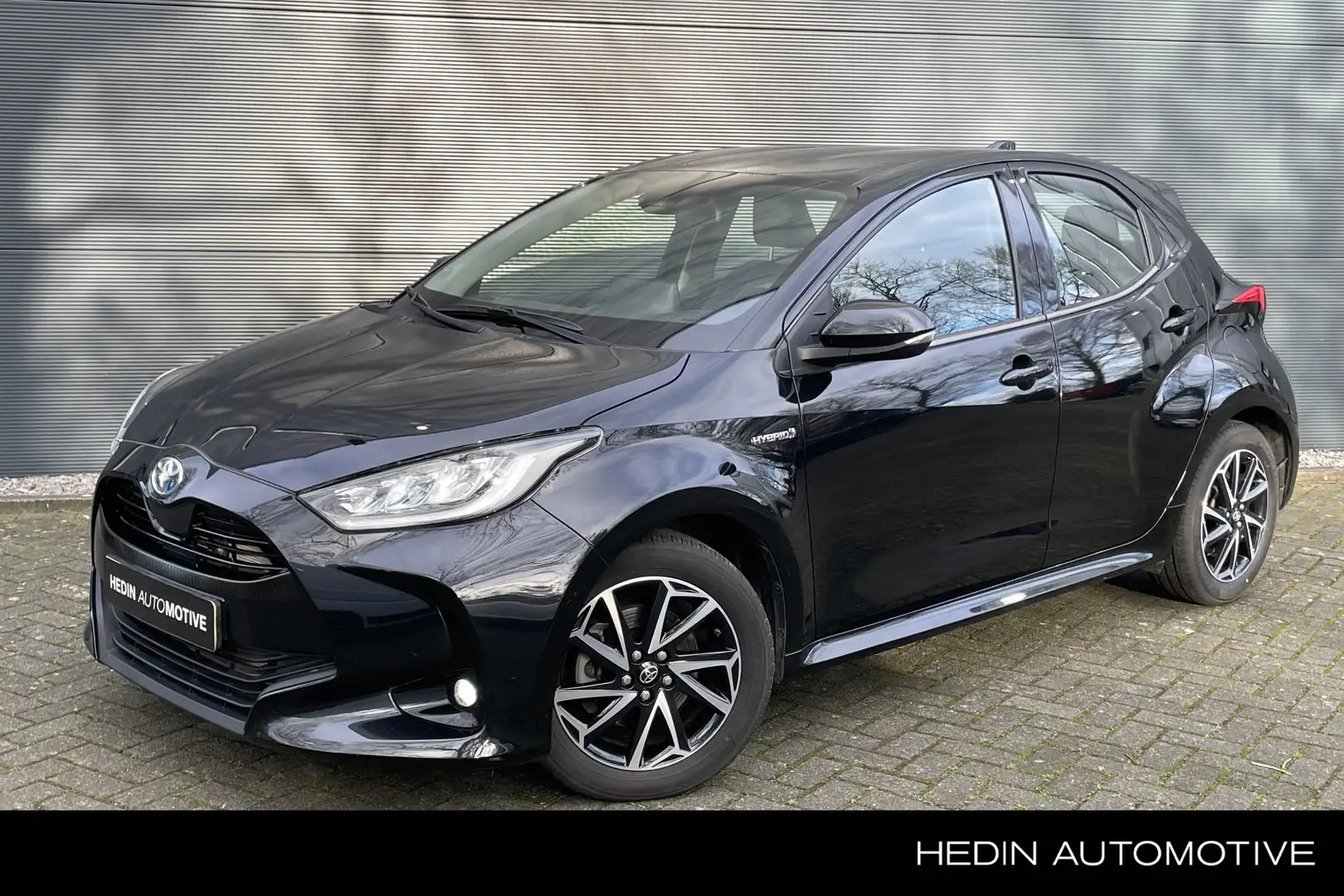 Toyota Yaris 1.5 Hybrid Dynamic Navigatie | Camera | Cruise Con Negro - 1