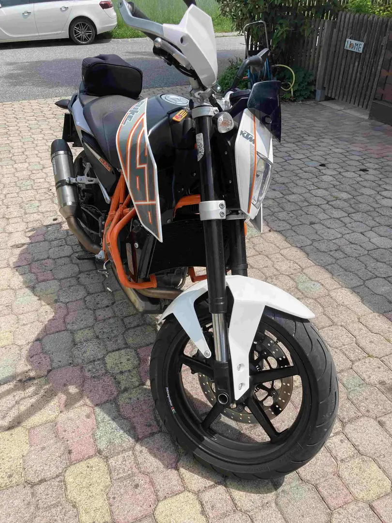 KTM 690 Duke Weiß - 2