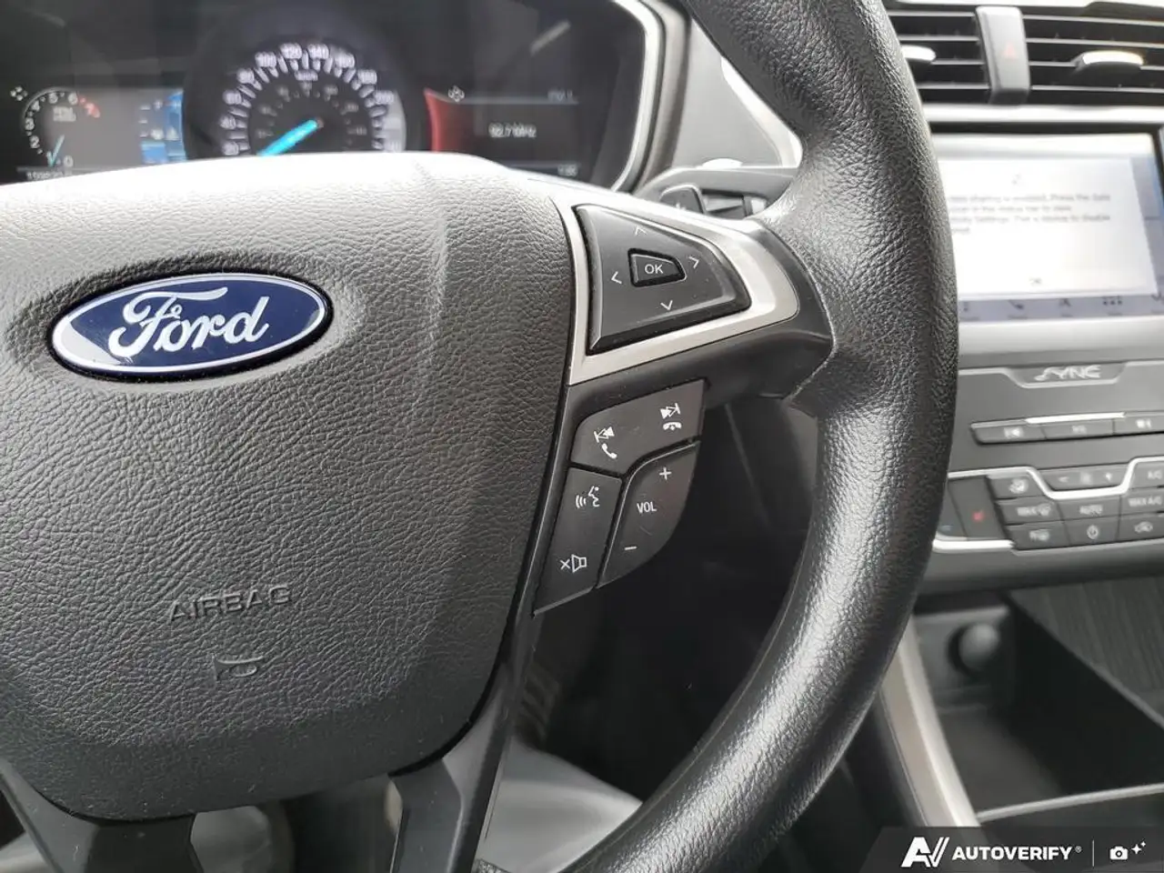 Ford Fusion снимка Ford Fusion
