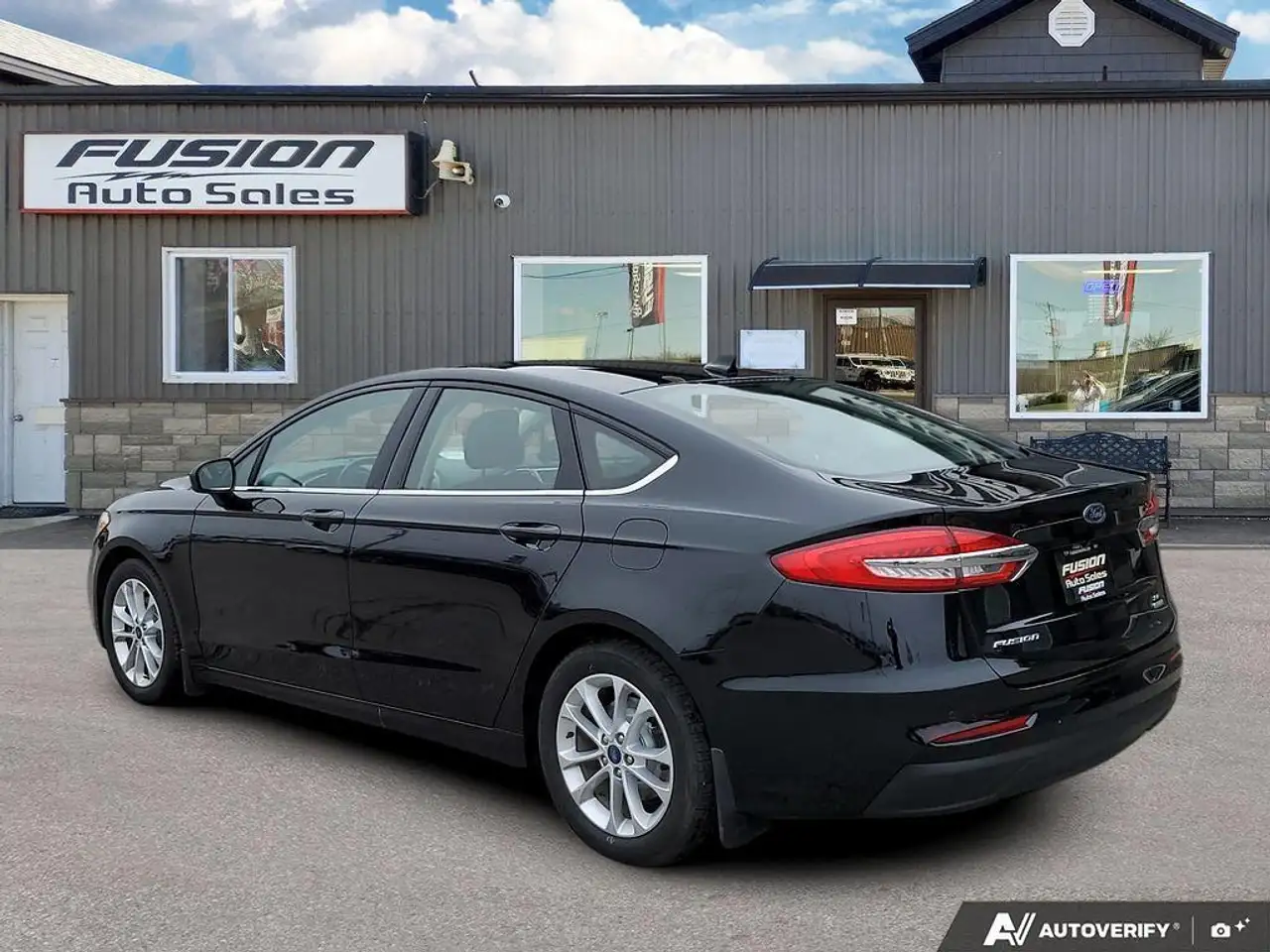 Ford Fusion снимка Ford Fusion
