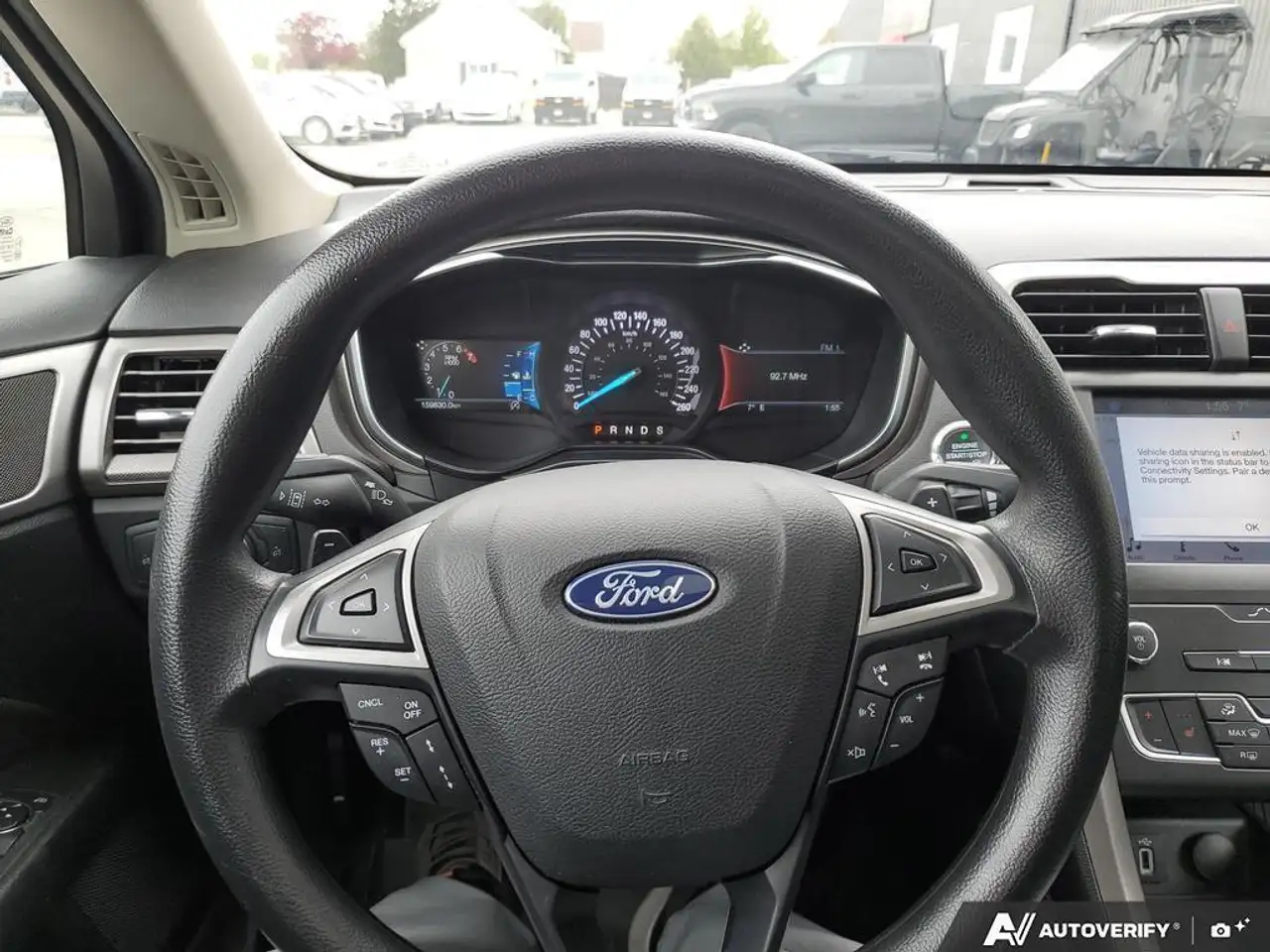 Ford Fusion снимка Ford Fusion