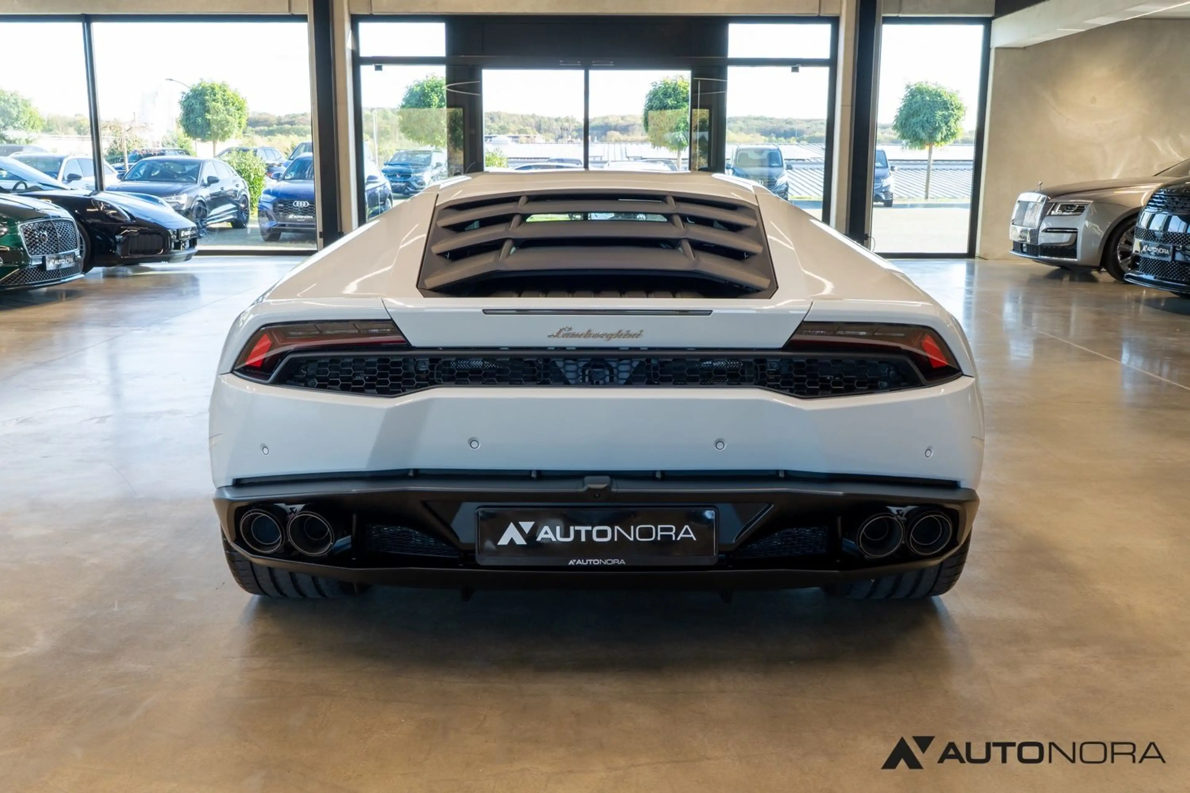 Lamborghini Huracán LP 610-4 Sport-Schalensitze Lift Kamera — photo 9