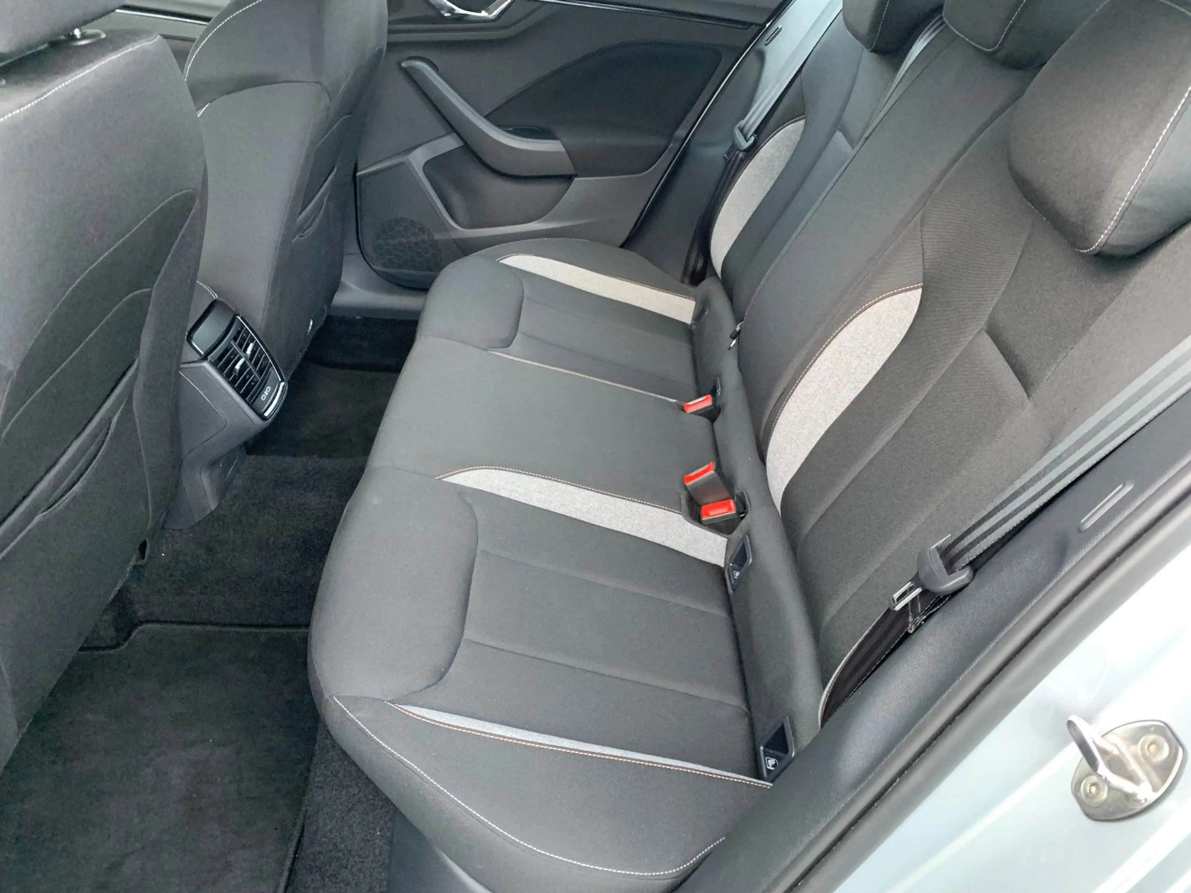 Skoda Scala 116PS Selection LED/Sitzh./AppConnect/PDC — photo 10