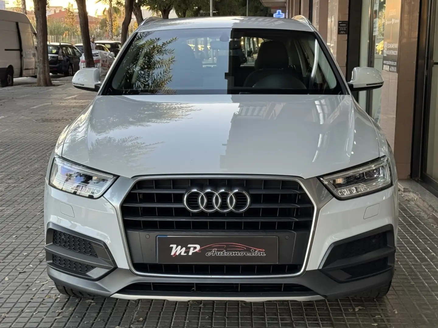 Audi Q3 1.4 TFSI CoD Attraction Blanco - 2