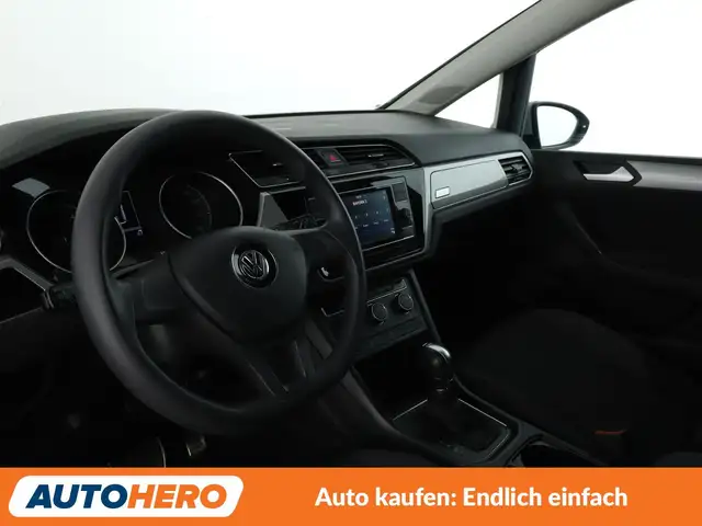 Volkswagen Touran view 11