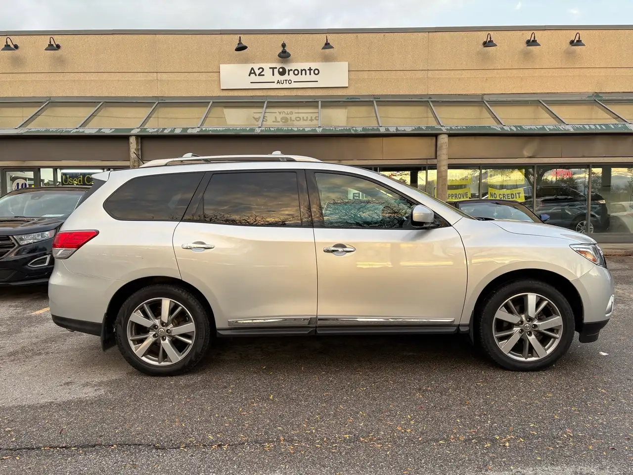 Nissan Pathfinder photo Nissan Pathfinder