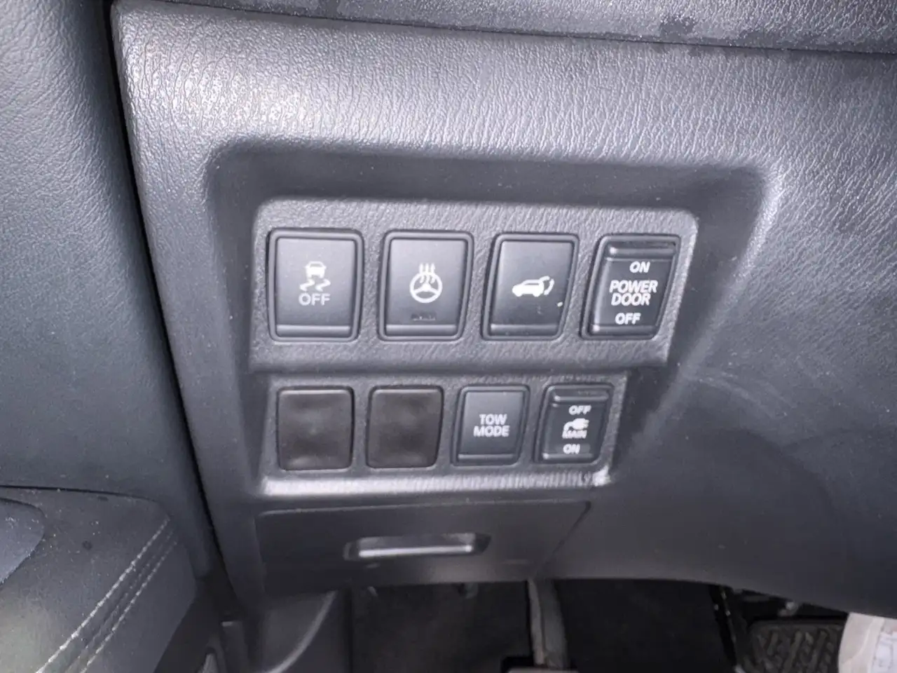 Nissan Pathfinder photo Nissan Pathfinder