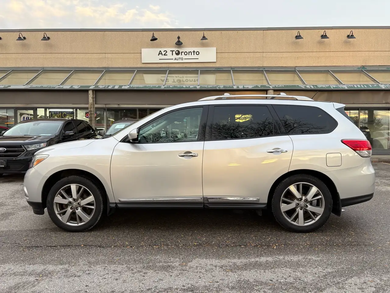 Nissan Pathfinder photo Nissan Pathfinder